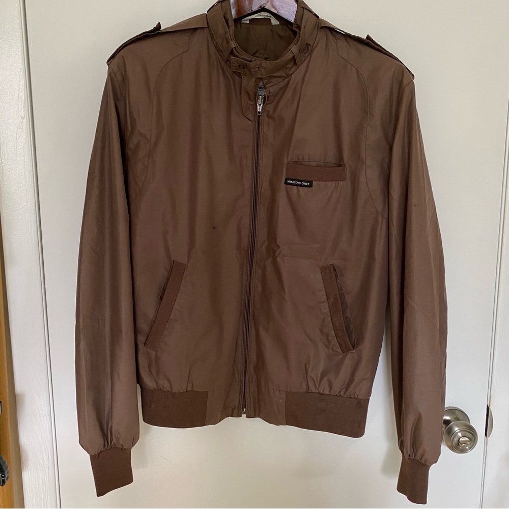 Members Only bomber jacket. Size 40 (small)